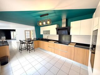  Maison � vendre 7 pi�ces 230 m�