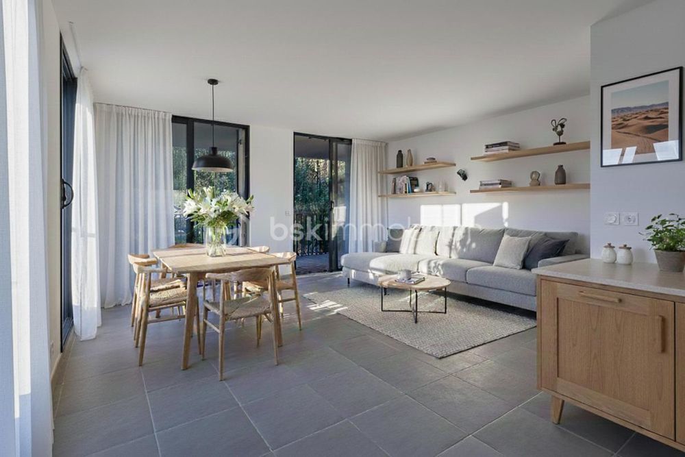   Bormes-les-Mimosas (83230)