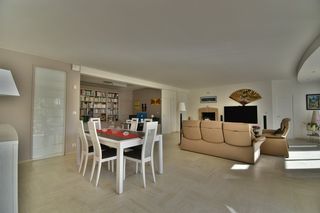  Maison � vendre 7 pi�ces 180 m�