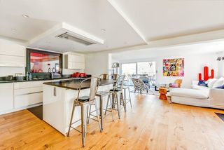  Villa � vendre 7 pi�ces 270 m�