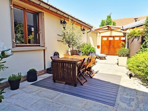   STAINS (93240) - VOTRE NOUVEAU CHAPITRE COMMENCE ICI ! Maison 5 Pi�ces au Charme Unique, Pr�te � Vivre Maison - 7 pi�ce(s) - 135 m�