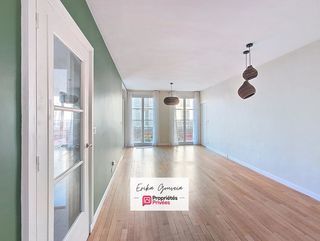  Appartement � vendre 5 pi�ces 99 m�