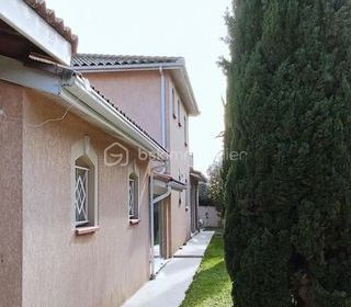  Propri�t�/ch�teau � vendre 9 pi�ces 245 m�