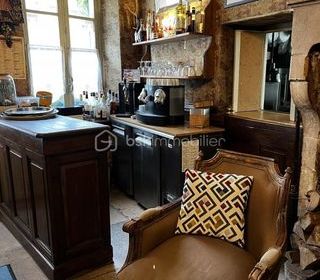  H�tel Particulier � vendre 10 pi�ces 394 m�