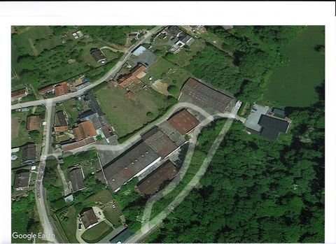   Dpt Aisne (02), Coucy le Ch�teau belle et grande propri�t� polyvalente Propri�t�/ch�teau - 15 + pi�ce(s) - 500 m�