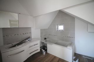  Immeuble � vendre 10 pi�ces 240 m�