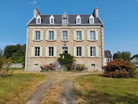   Maison de ma�tre Mael Carhaix 15 pi�ce(s) 416 m2 Propri�t�/ch�teau - 15 + pi�ce(s) - 416 m�