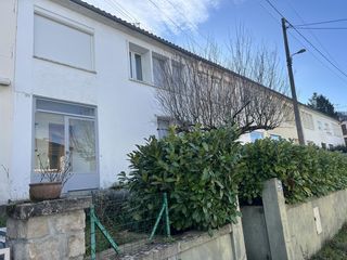  Appartement � louer 4 pi�ces 90 m�