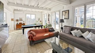  Maison � vendre 6 pi�ces 205 m�