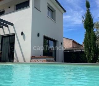  Maison � vendre 7 pi�ces 204 m�