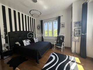  Maison � vendre 11 pi�ces 250 m�