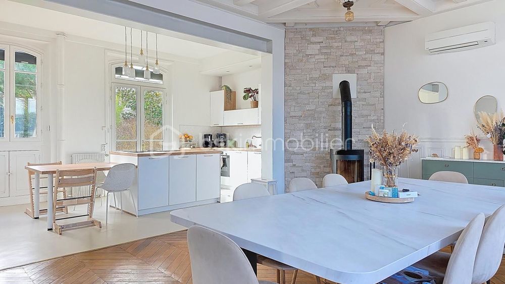 � vendre  Propri�t�/ch�teau Brie-Comte-Robert (77170)