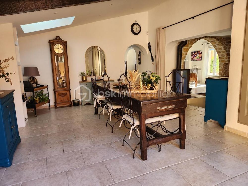 � vendre  Villa Taradeau (83460)