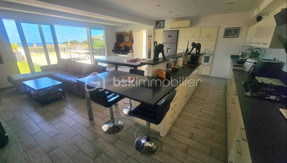 � vendre  Propri�t�/ch�teau Les Issambres (83380)