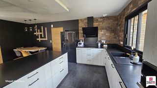  Propri�t�/ch�teau � vendre 11 pi�ces 283 m�