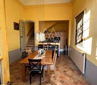  Propri�t�/ch�teau � vendre 15 + pi�ces 800 m�