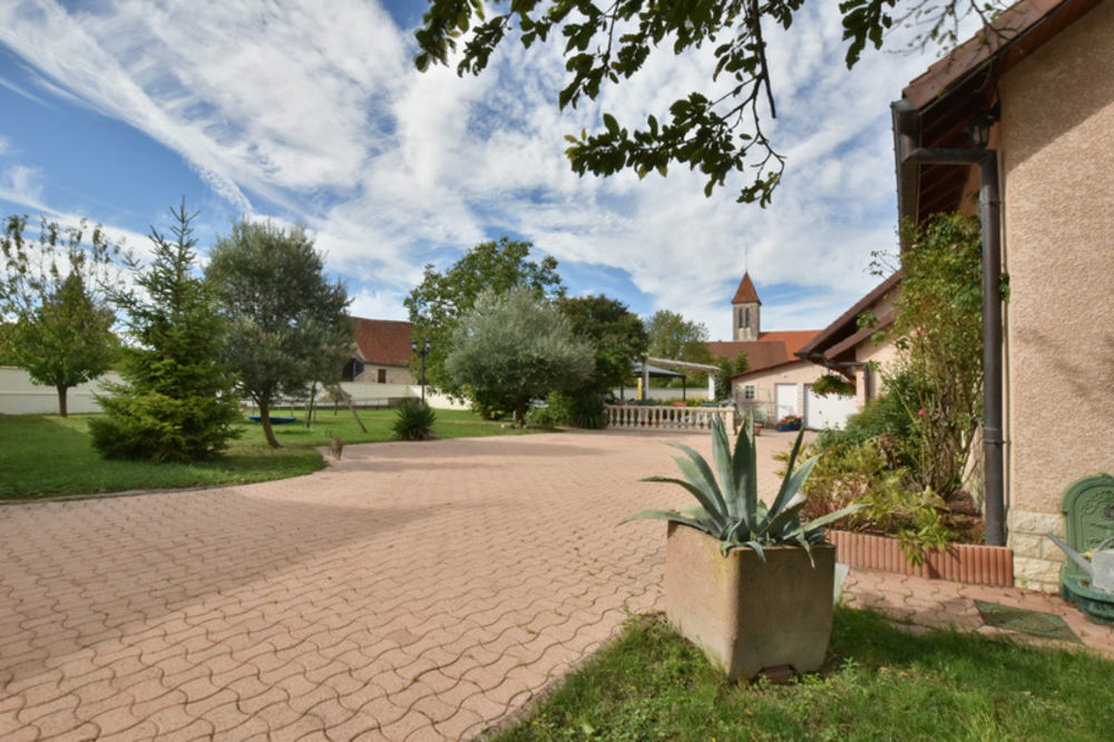 � vendre  Propri�t�/ch�teau Flagey-Ech�zeaux (21640)