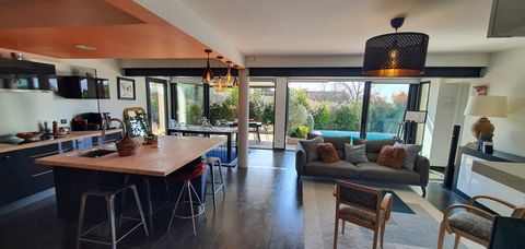   Villa Villa - 5 pi�ce(s) - 130 m�