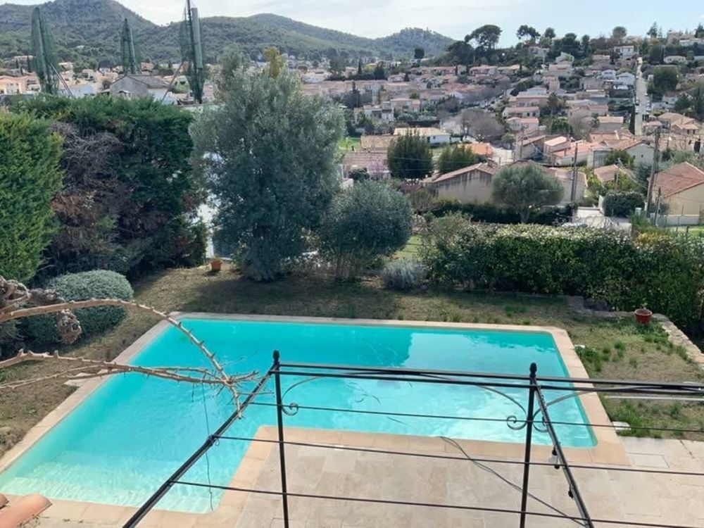 � vendre  Maison Allauch (13190)