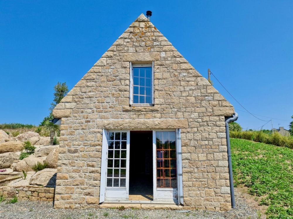 � vendre  Propri�t�/ch�teau Plougrescant (22820)