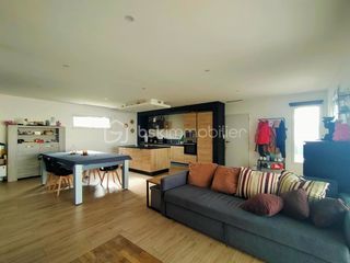  Maison 5 pi�ces 112 m� Vougy