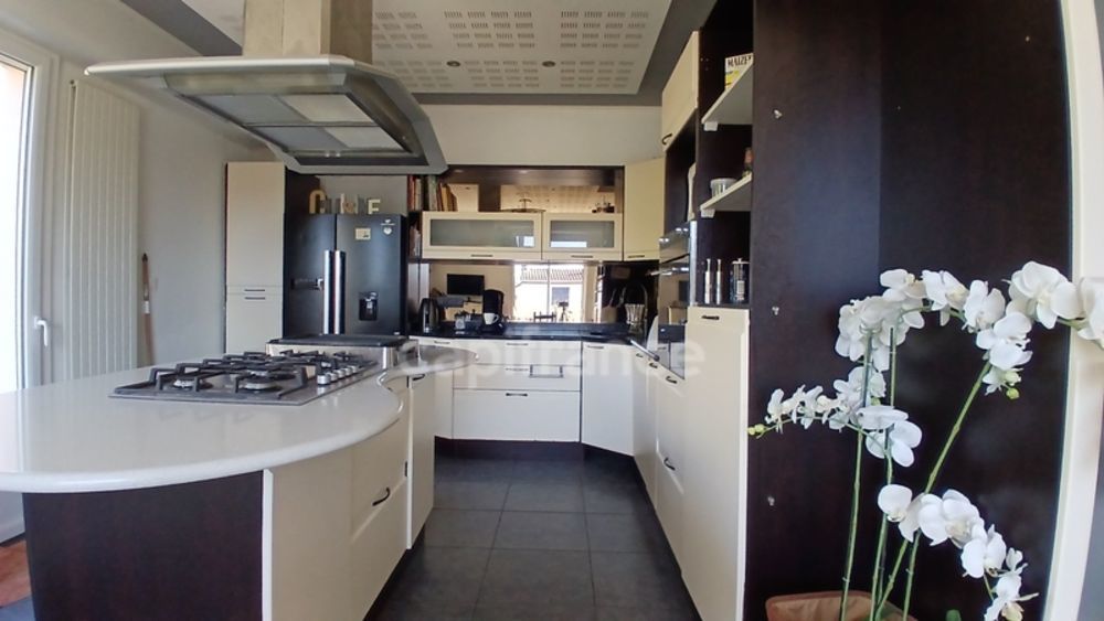 � vendre  Maison Rez� (44400)