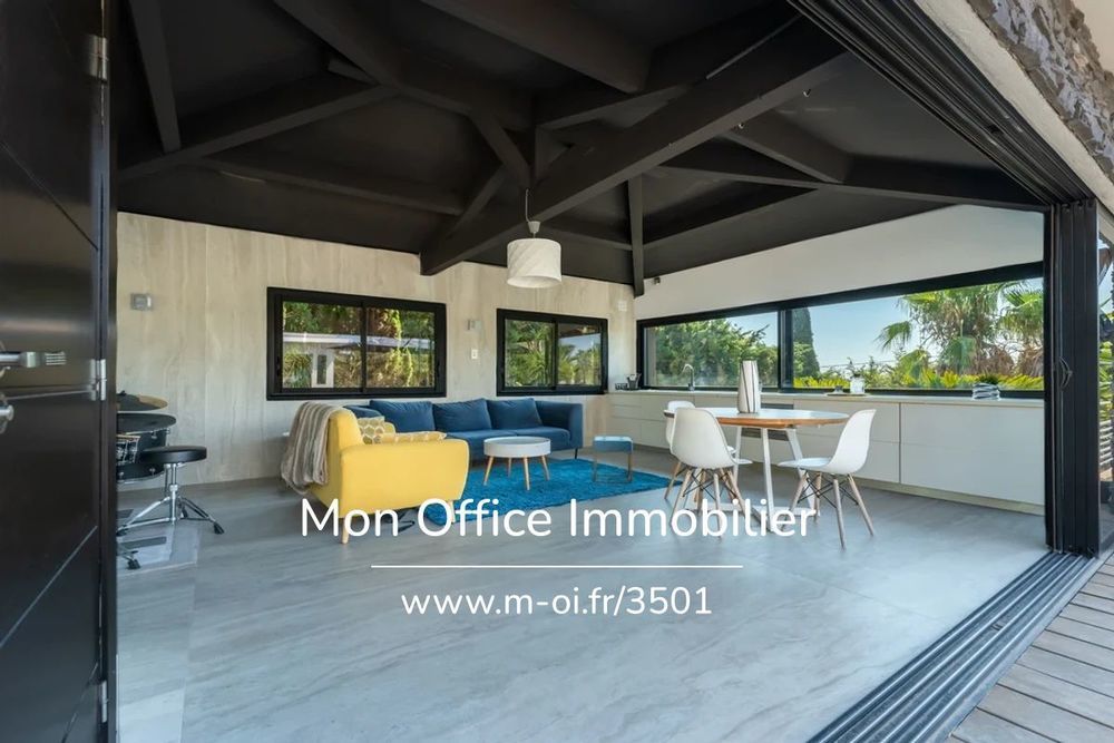 � vendre  Villa Saint-Rapha�l (83700)