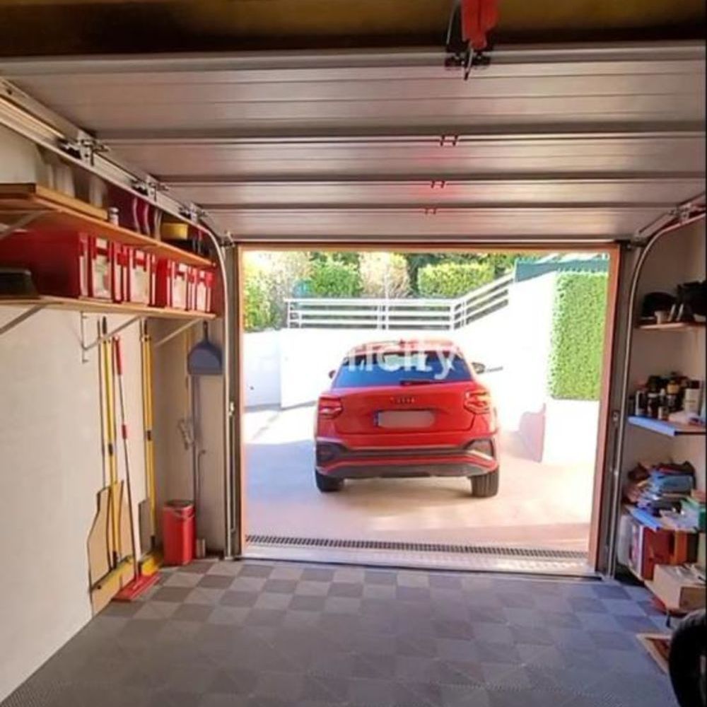 � vendre  Villa �ze (06360)