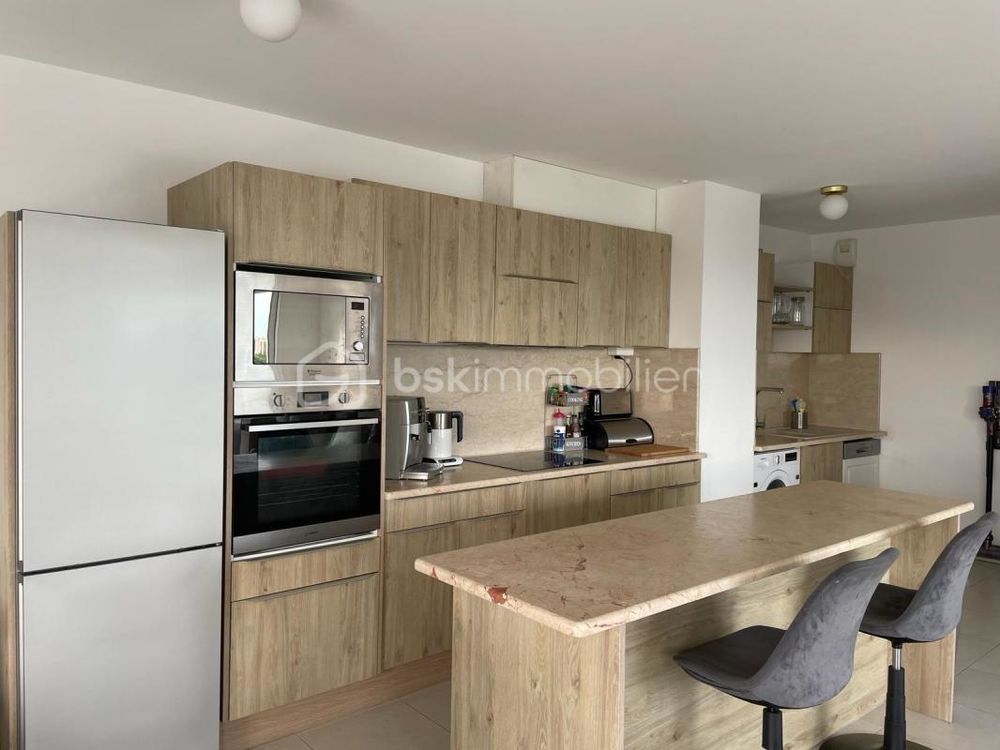 � vendre  Appartement Antibes (06600)