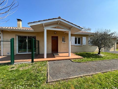   Maison r�nov�e - 4 Chs - Terrain 848 m2 - D�pendance - quartier r�sidentiel Maison - 6 pi�ce(s) - 131 m�