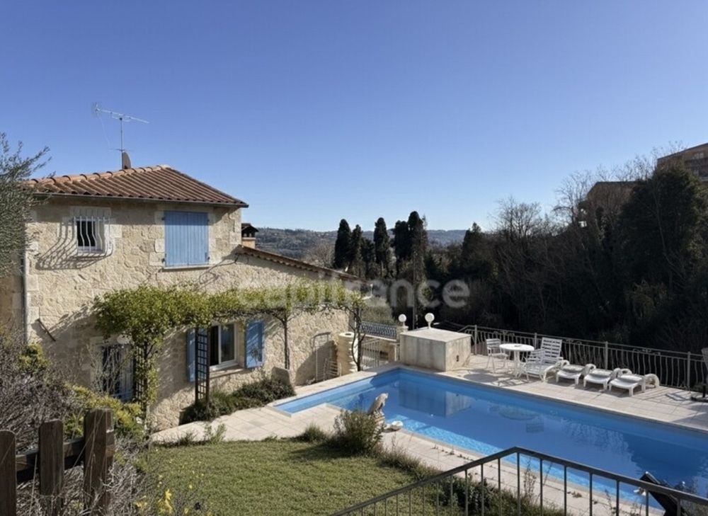 � vendre  Villa Grasse (06130)