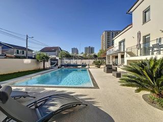  Maison � vendre 7 pi�ces 180 m�