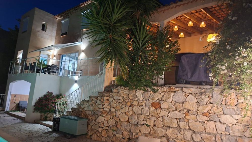 � vendre  Villa Sept�mes-les-Vallons (13240)