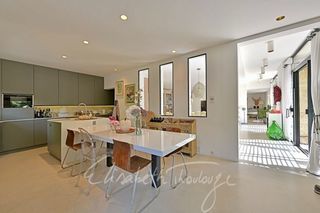  Maison � vendre 6 pi�ces 220 m�