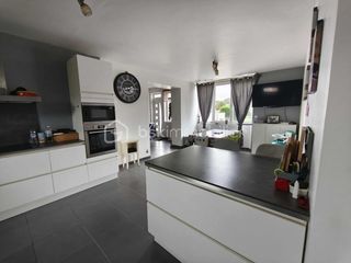  Maison � vendre 6 pi�ces 144 m�