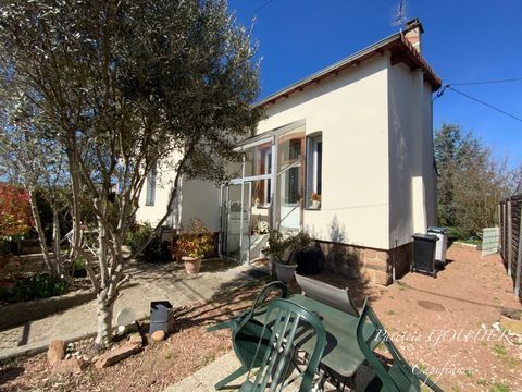   A ST GERMAIN LAVAL Maison r�nov�e de 75 M2 avec son terrain clos attenant de 450 M2 Maison - 3 pi�ce(s) - 75 m�