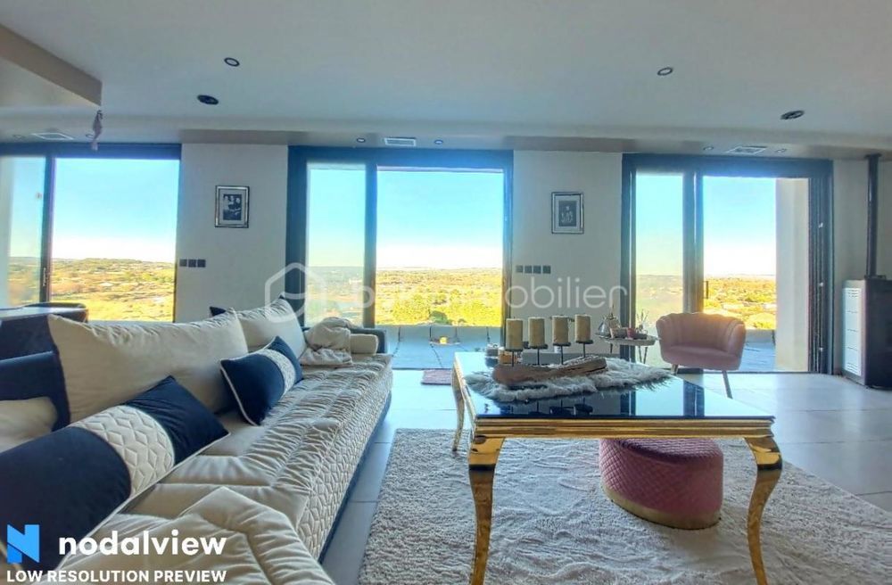 � vendre  Villa M�ze (34140)