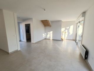  Appartement � louer 4 pi�ces 89 m�