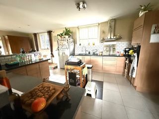  Maison � vendre 9 pi�ces 215 m�