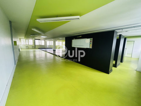 Bureaux Open Space 235m2 - Emplacement premium 159900 59175 Templemars