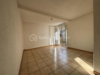  Immeuble � vendre 5 pi�ces 150 m�