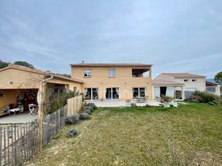  Maison � vendre 10 pi�ces 308 m�