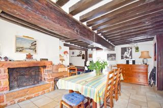  Maison � vendre 10 pi�ces 319 m�