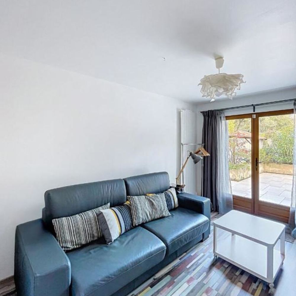 � vendre  Villa Pourri�res (83910)