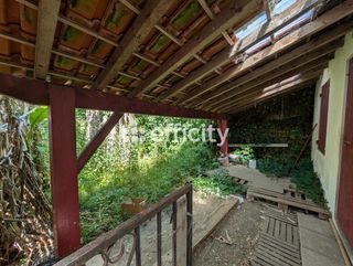  Immeuble � vendre 12 pi�ces 220 m�