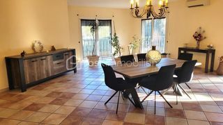  Villa � vendre 6 pi�ces 183 m�