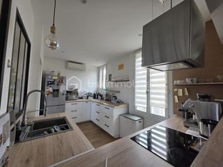  Immeuble � vendre 9 pi�ces 165 m�