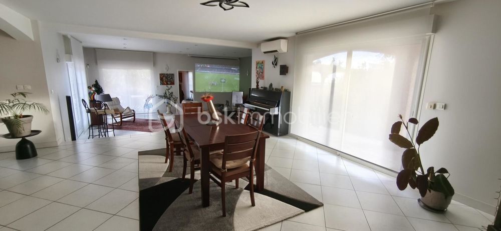 � vendre  Propri�t�/ch�teau Saint-Alban (31140)