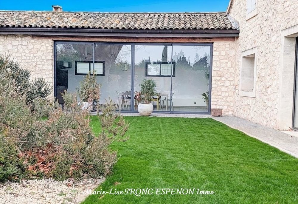 � vendre  Maison Velleron (84740)