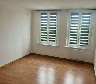  Immeuble � vendre 15 + pi�ces 300 m�